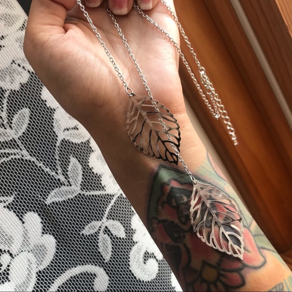 Leaf lariat necklace - Picture 7 of 7